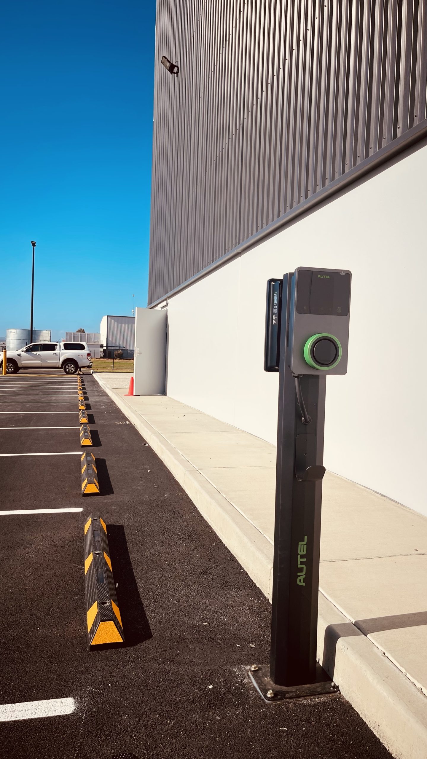 Keece EV Charger at carpark
